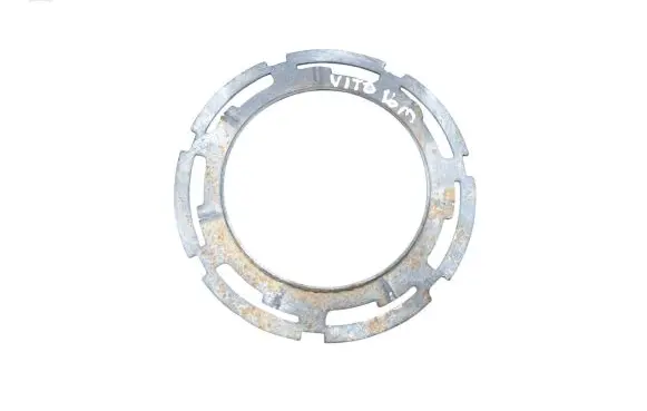 Mercedes-Benz Vito Viano W447 In tank fuel pump screw locking ring/nut 