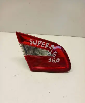 Skoda Superb B6 (3T) Tailgate rear/tail lights 3T5945093 180311L