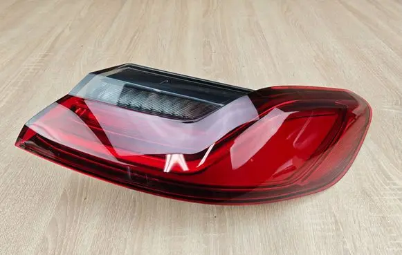 BMW 8 G16 Rear/tail lights 7445772