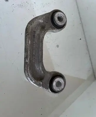 Front anti-roll bar/stabilizer link