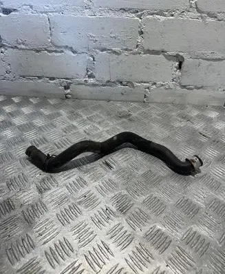 Mercedes-Benz C W204 Engine coolant pipe/hose A2045017182