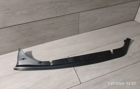 Citroen C4 II Picasso Rubber seal front door (on door) 9678379980