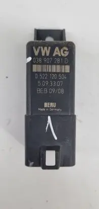 Volkswagen PASSAT B6 Glow plug pre-heat relay 038907281D