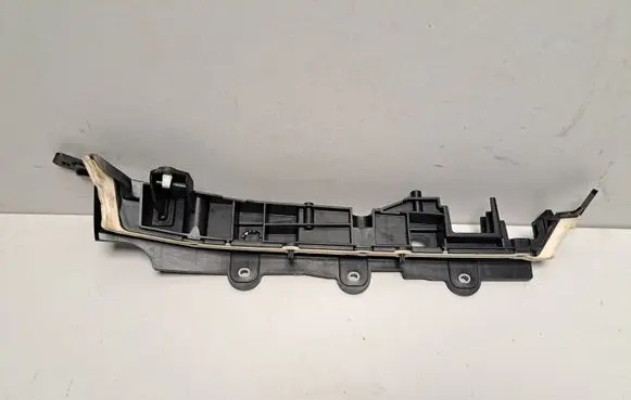 BMW i4 Other engine bay part 8791086