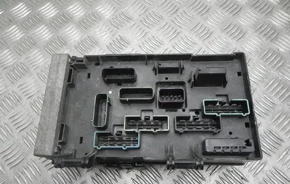 Chrysler Voyager Fuse box set P05144509AB