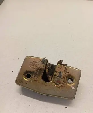 Volkswagen Transporter - Caravelle T4 Sliding door lock 701843604A