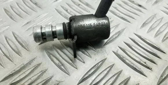 Audi A5 8T 8F Oil pressure sensor 059115243B