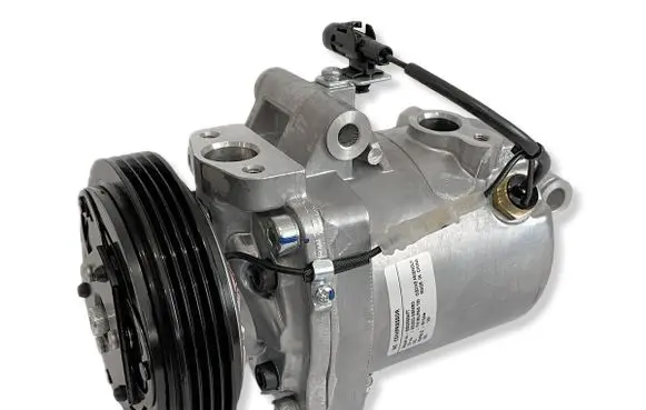 Suzuki Swift II Air conditioning (A/C) compressor (pump) 9520058MB0 9520058MB0000