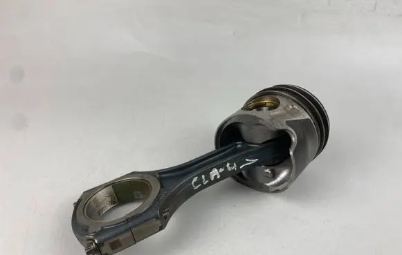 Mercedes-Benz CLA C117 X117 W117 Piston with connecting rod 0834A A6510302517