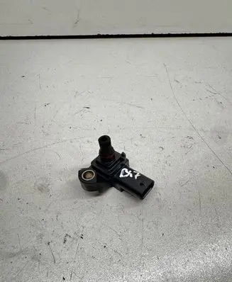 BMW 5 G30 G31 G38 Air pressure sensor 8637896 0240