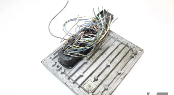 Ford Focus Engine control unit/module 4M5112A650HF