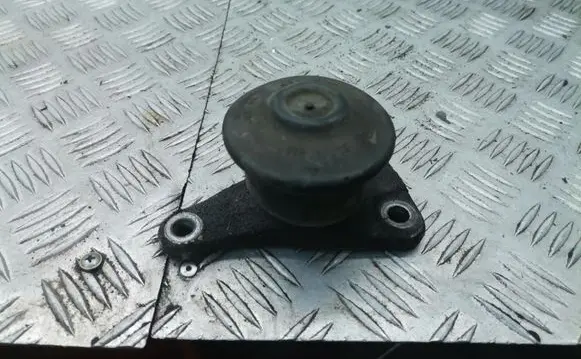Audi A4 S4 B6 8E 8H Engine mounting bracket 8d0199339f