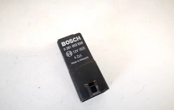 Volkswagen PASSAT B6 Glow plug pre-heat relay 0281003038 038907281d