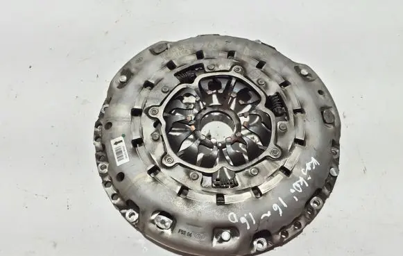 Nissan Qashqai Pressure plate 302056476R