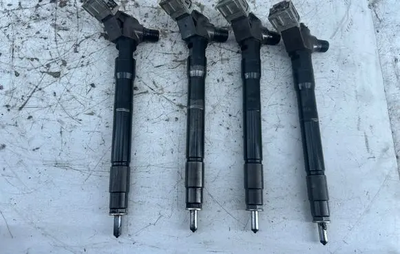 Mazda CX-5 Fuel injectors set SH0113H50