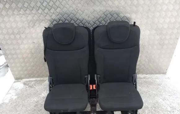 Fiat 500L Third row seats 