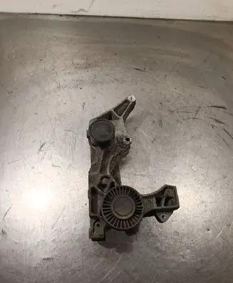BMW 1 E81 E87 Generator/alternator bracket 780263902 13992010