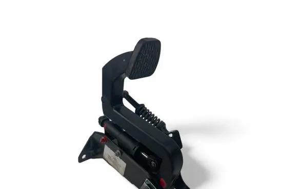 Mercedes-Benz Vito Viano W639 Accelerator throttle pedal bracket A6392902401