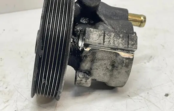 Renault Trafic II (X83) Power steering pump 8200024778 8200024738 26081335