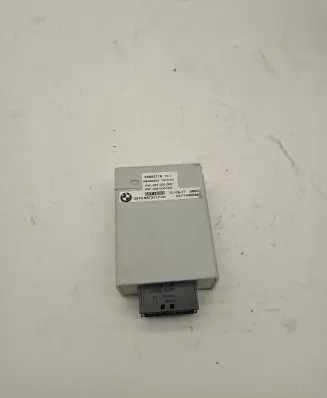 BMW M6 Steering rack control module 6872117