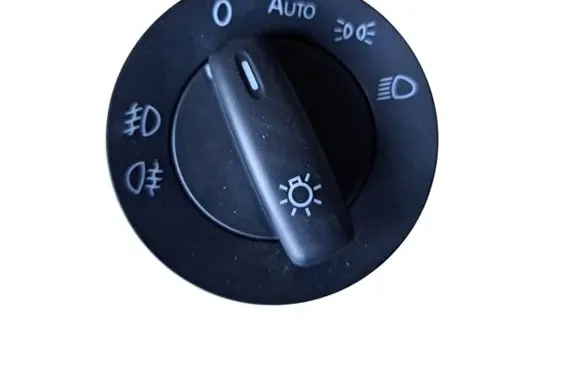 Volkswagen Tiguan Light switch 1K0941431BN