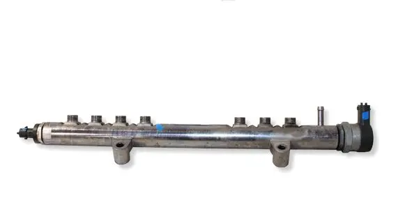 Volvo V70 Fuel main line pipe 30777759 0445215025 31216313