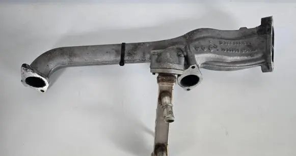 Audi A6 S6 C5 4B EGR valve cooler 059131513D 059145770S