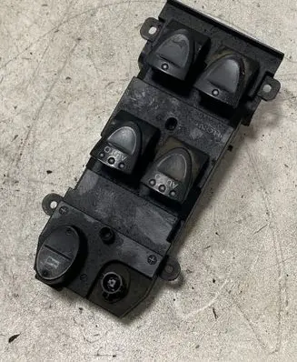 Honda Civic Electric window control switch 35750 F000198EB