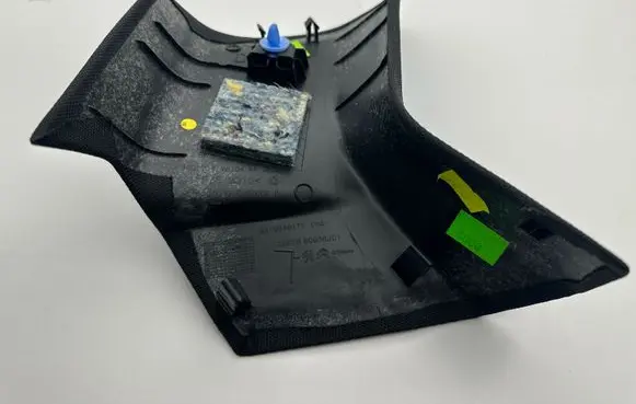 Peugeot 508 II Rear seat side top trim 9819348177