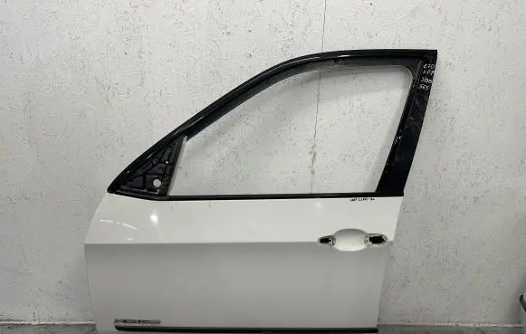 BMW X5 E70 Front door 7211423 41517211423