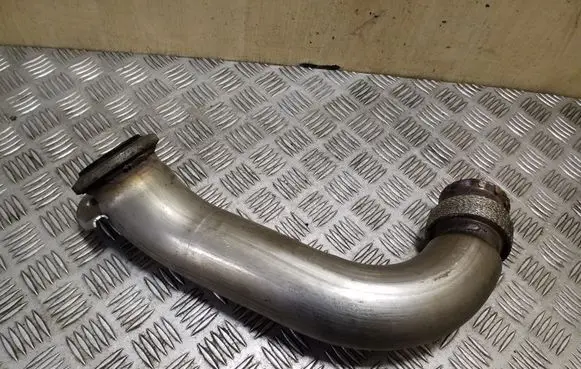 Jeep Grand Cherokee Muffler pipe connector clamp 