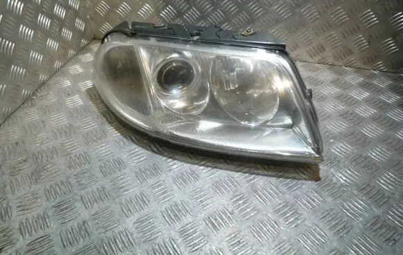 Volkswagen PASSAT B5.5 Headlight/headlamp 206243