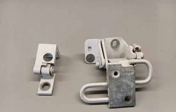 Seat Altea Rear door lower hinge 1P0833412A