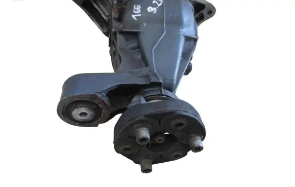 Mercedes-Benz ML W166 Rear differential 1663504214
