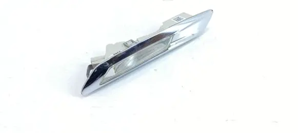 BMW 5 F10 F11 Front fender indicator light 7154170 7154168
