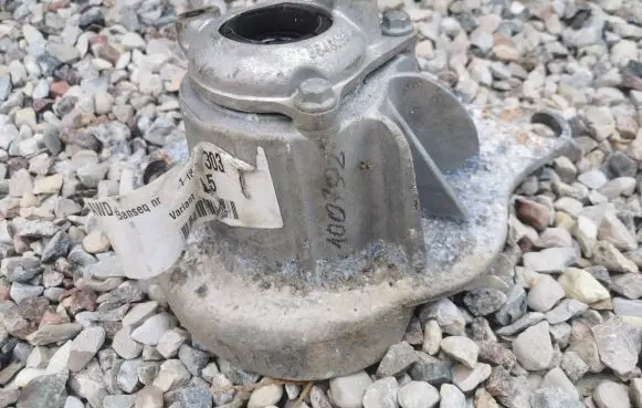 Volvo XC70 Coil spring mount 8646093