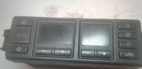 Audi A4 S4 B5 8D Climate control unit 5HB00760804 8L0820043D