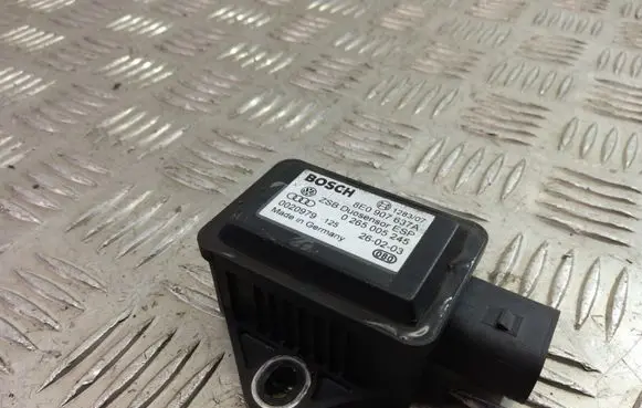 Audi A8 S8 D3 4E ESP acceleration yaw rate sensor 8E0907637A