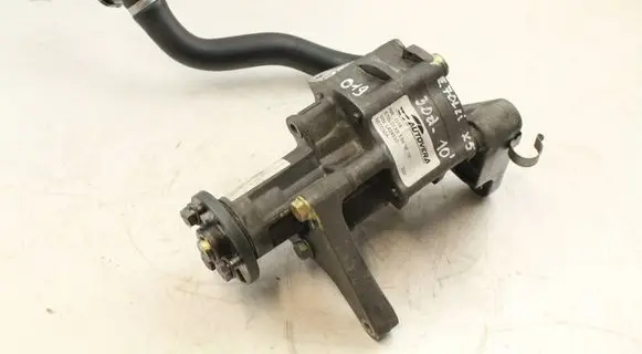 BMW X5 E70 Power steering pump 6796462 32416796462