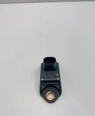 Mercedes-Benz SL R230 Airbag deployment crash/impact sensor A0045423518 0045423518