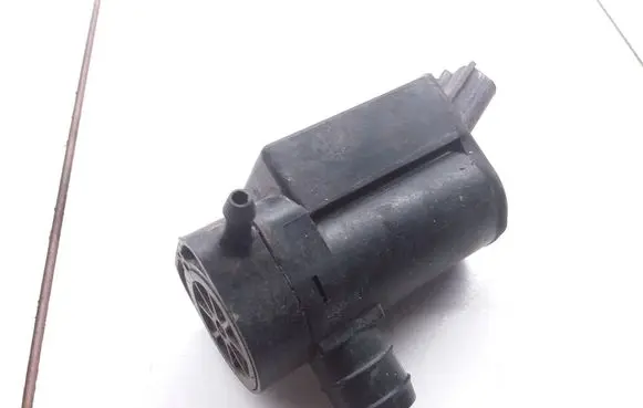 Toyota Yaris Windscreen/windshield washer pump 8533044010 0602104440