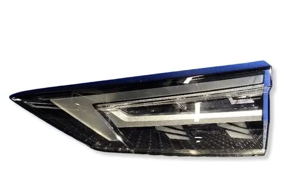 Nissan Qashqai J12 Rear/tail lights 26550HN27A