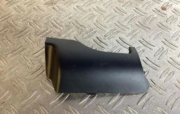 Volvo S90, V90 Seat belt trim 39831666