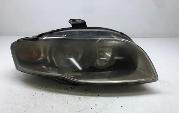 Audi A4 S4 B7 8E 8H Headlight/headlamp 8E0941004AJ 0301219202
