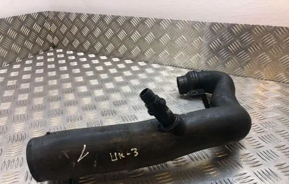 Volkswagen Golf V Intercooler hose/pipe 1K0129654