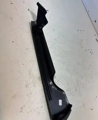 BMW 5 G30 G31 G38 Front passenger seat rail trim 7317446 60829010