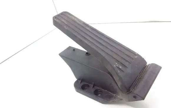 Mercedes-Benz E A207 Accelerator throttle pedal A2043000004