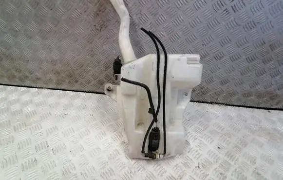 Windshield washer fluid reservoir/tank