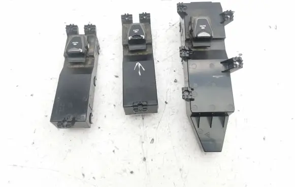 Hyundai Santa Fe Electric window control switch 935752W620 935802W500 3925231000
