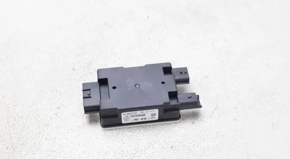 Nissan X-Trail T32 Fuel injection pump control unit/module 169108688R